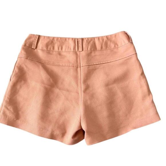 Dotori Peach Pleated Shorts - Size Medium - Picture 2 of 5